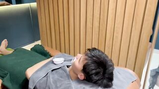 按摩妹妹超好看！竟让老黄笨口拙舌，满面含春！