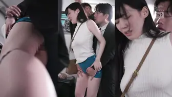 SNOS-112 [中文字幕]巨乳写真偶像貌似更容易成为电车痴汉的目标 紫堂るい