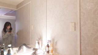 EBWH-011 [中文字幕] 有栖かなう - 同人活動回來後的合住屋NTR 在愛情旅館COSPLAY穿上租借逆兔女郎裝後，被朋友襲擊而淪為出軌中出SEX直到天亮的除夕夜